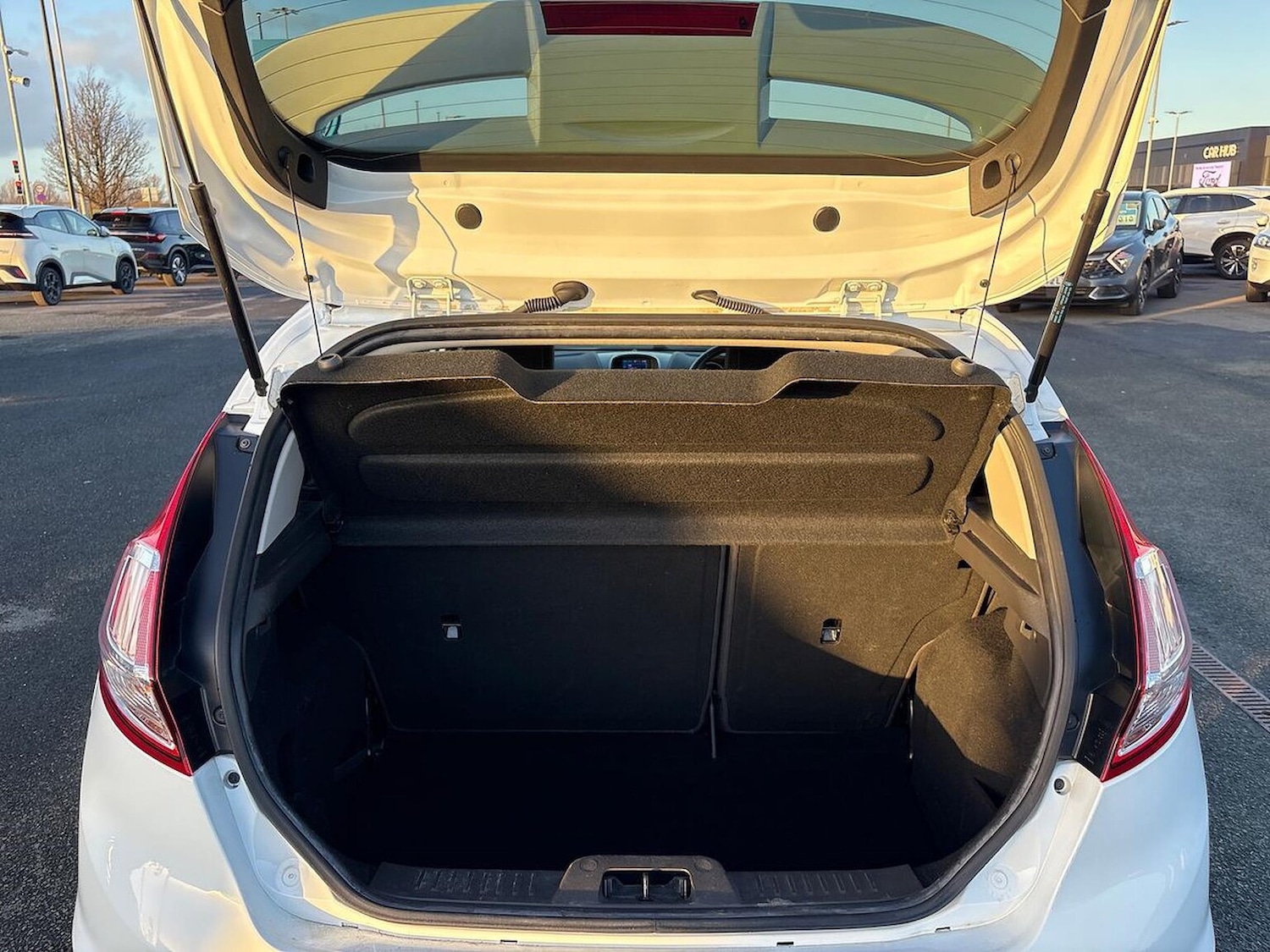 Used Ford Fiesta 2015 for sale - 77008314: Photo 19