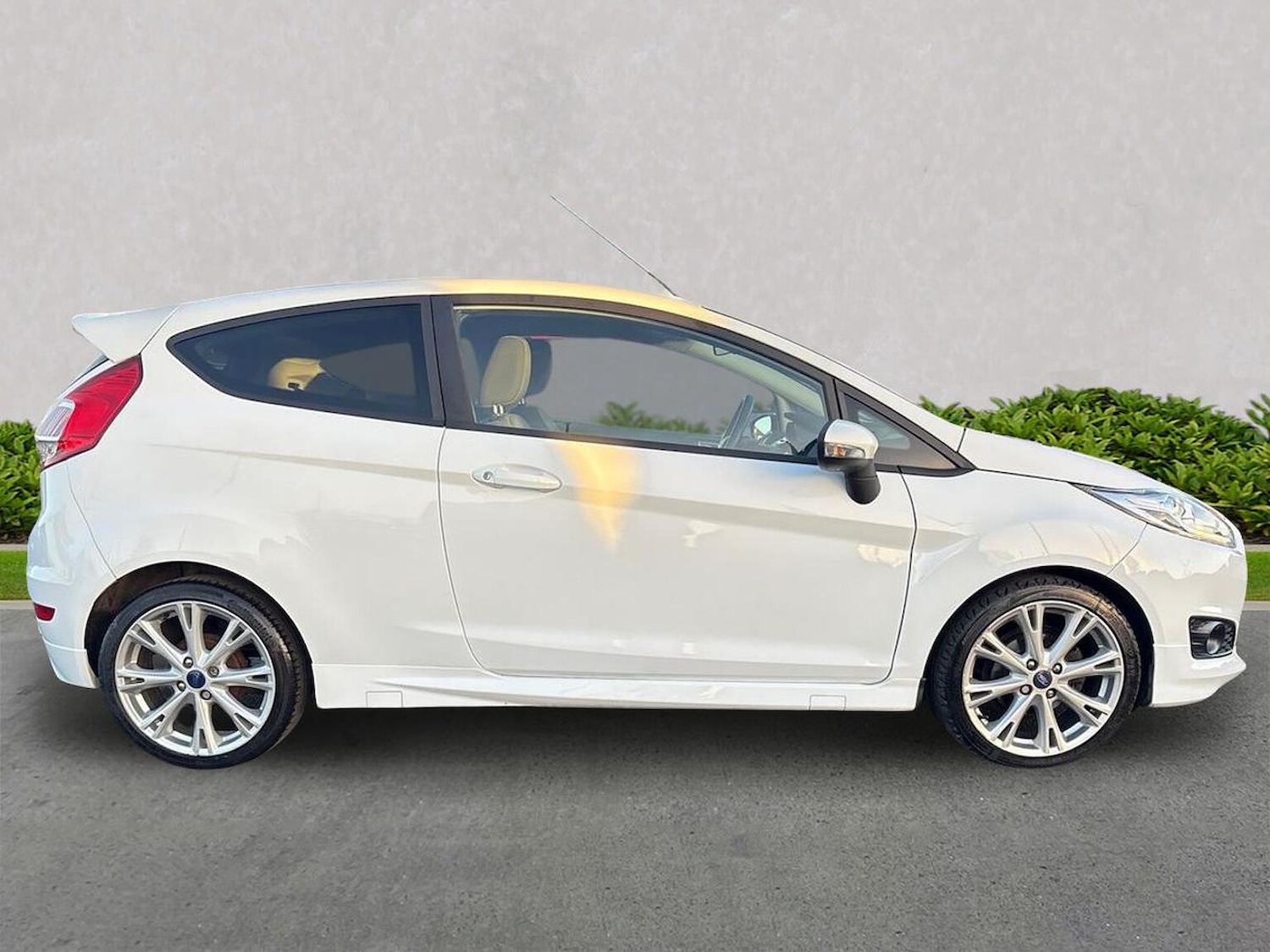 Used Ford Fiesta 2015 for sale - 77008314: Photo 5