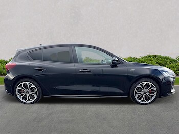 Used Ford Focus 2023 for sale - 75956309: Photo
