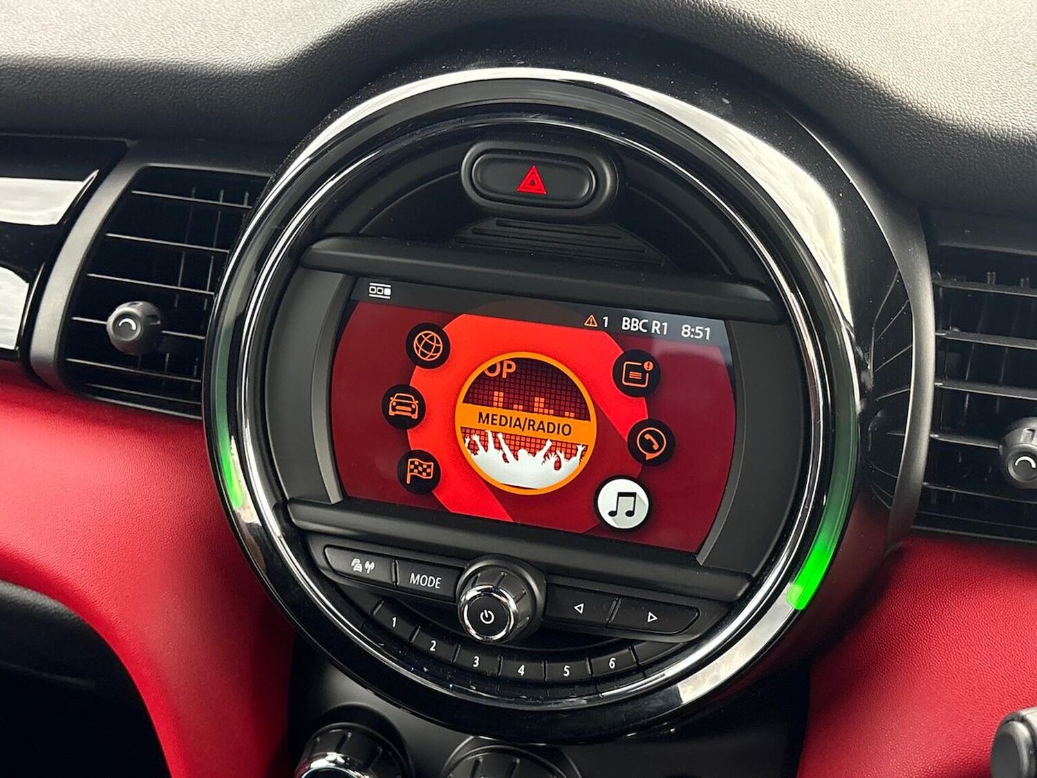 Used MINI Hatch 2019 for sale - 76193150: Photo 11