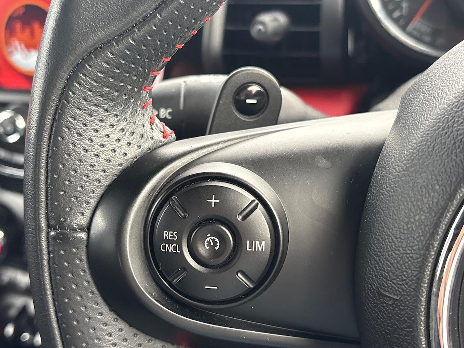 Used MINI Hatch 2019 for sale - 76193150: Photo 26