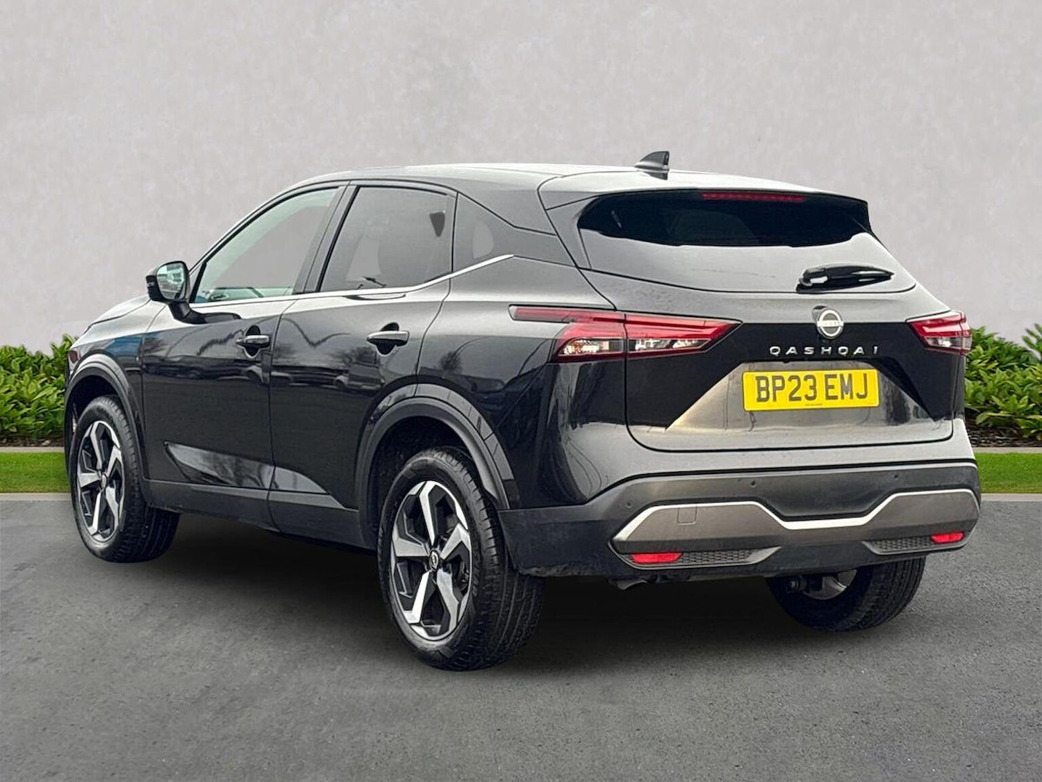 Used Nissan Qashqai 2023 for sale - 76986982: Photo 2