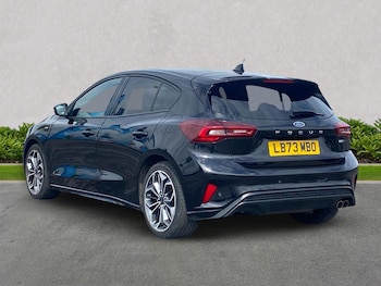 Used Ford Focus 2023 for sale - 79054303: Photo