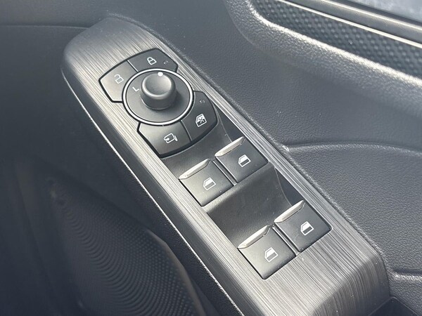 Used Ford Kuga 2024 for sale - 75505538: Photo 21