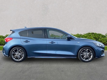 Used Ford Focus 2019 for sale - 78422635: Photo