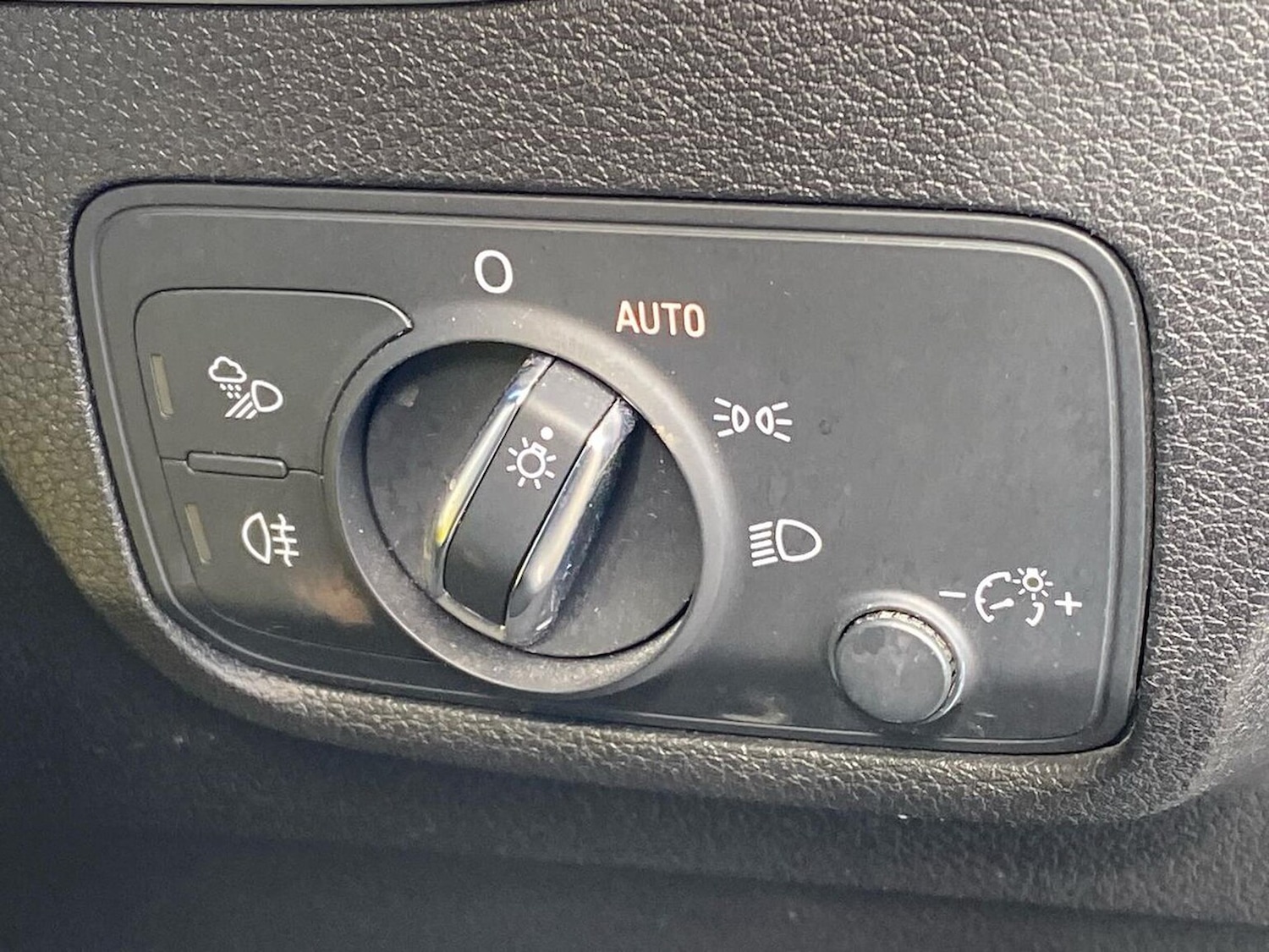 Used Audi Q2 2020 for sale - 78210235: Photo 24