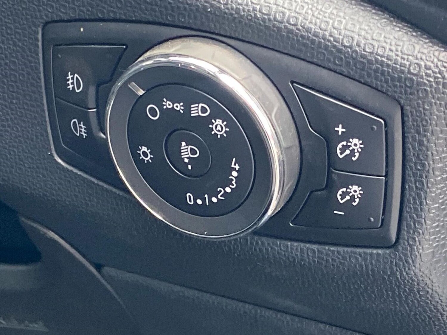 Used Ford Ecosport 2023 for sale - 78195216: Photo 24