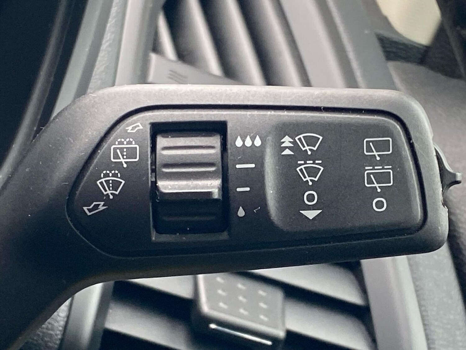 Used Ford Ecosport 2023 for sale - 78195216: Photo 31