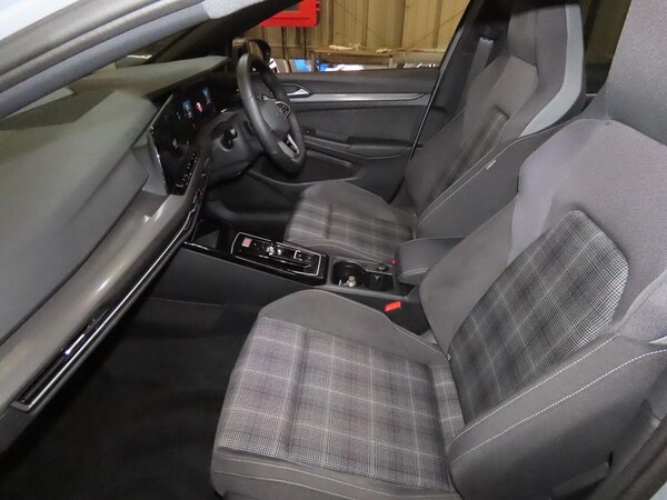 Used Volkswagen Golf 2023 for sale - 76219188: Photo 10