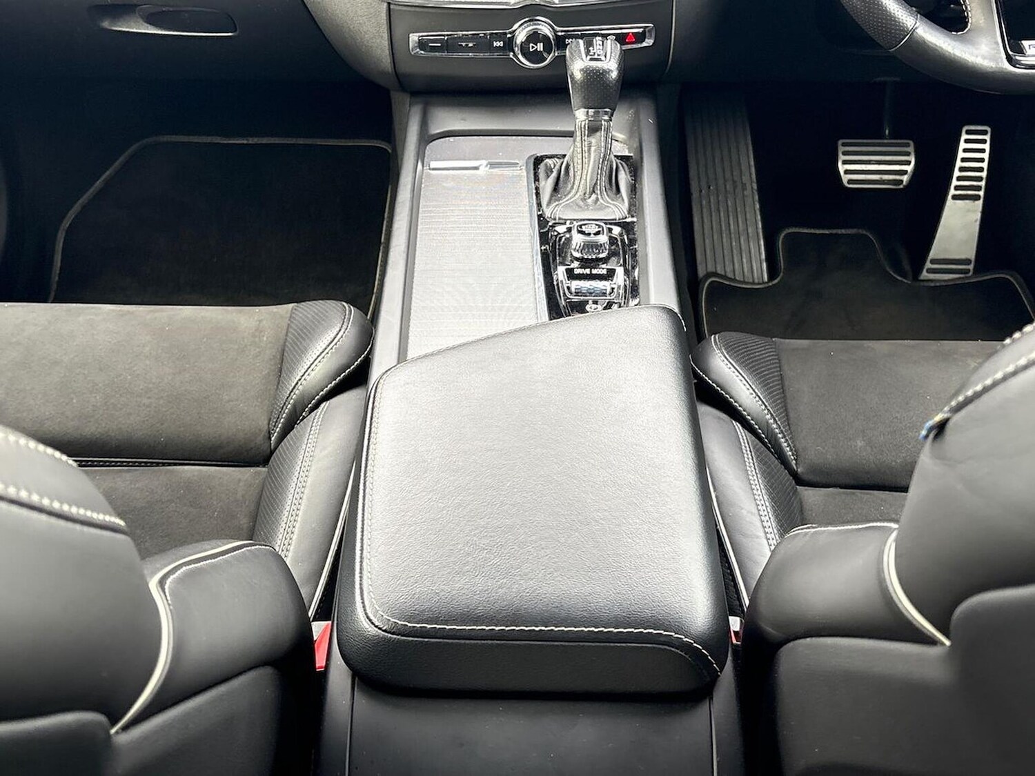 Used Volvo XC60 2018 for sale - 76418245: Photo 13