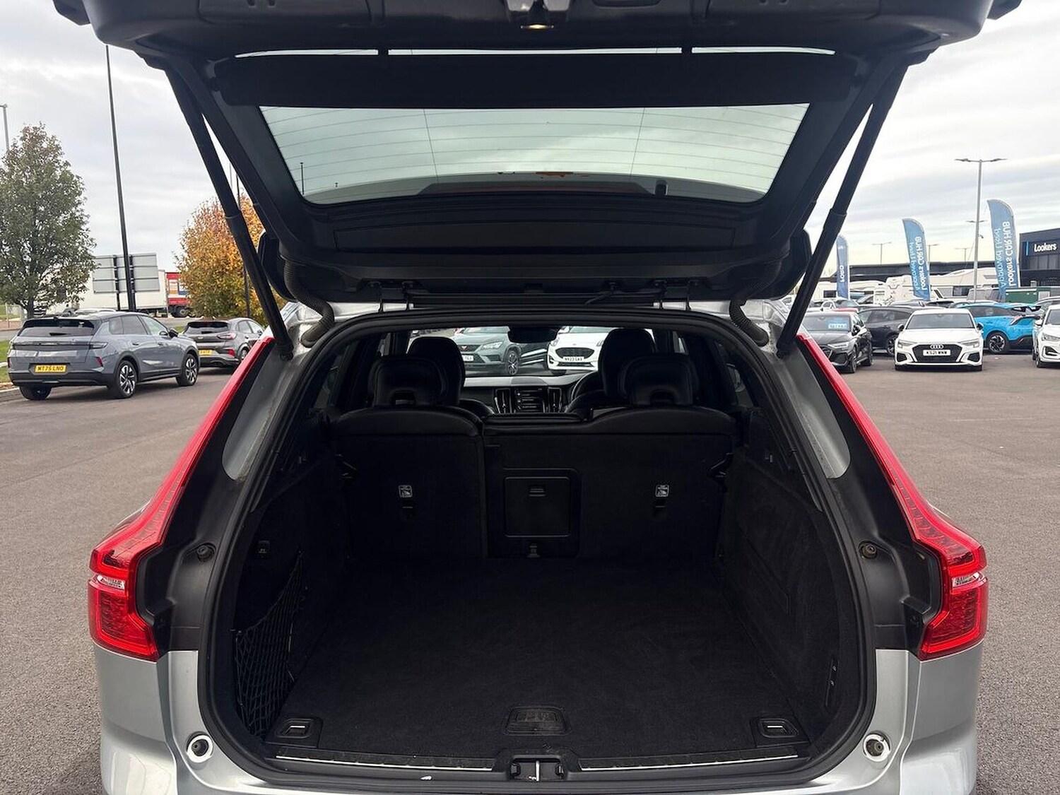 Used Volvo XC60 2018 for sale - 76418245: Photo 17