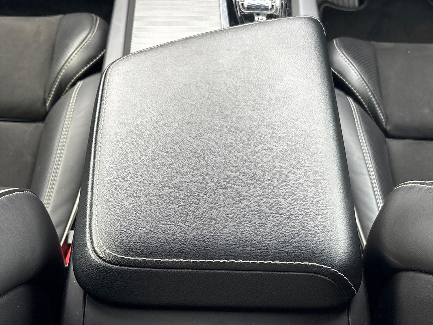 Used Volvo XC60 2018 for sale - 76418245: Photo 32