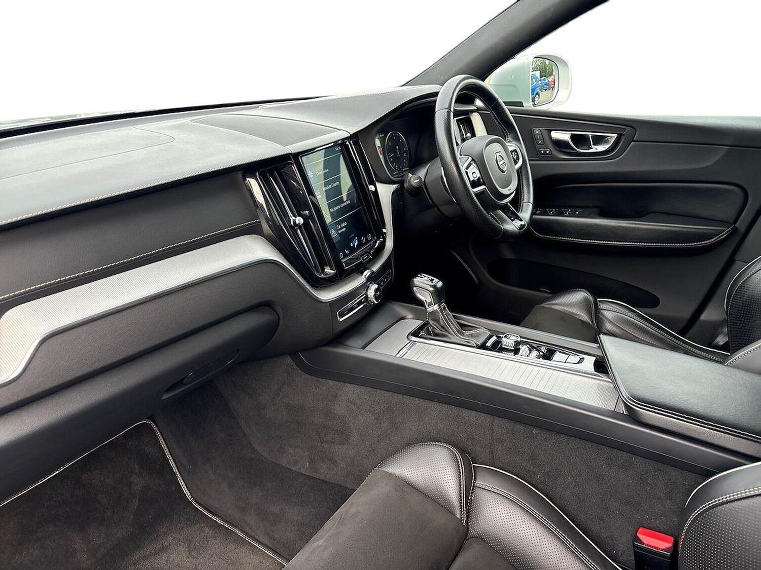 Used Volvo XC60 2018 for sale - 76418245: Photo 7