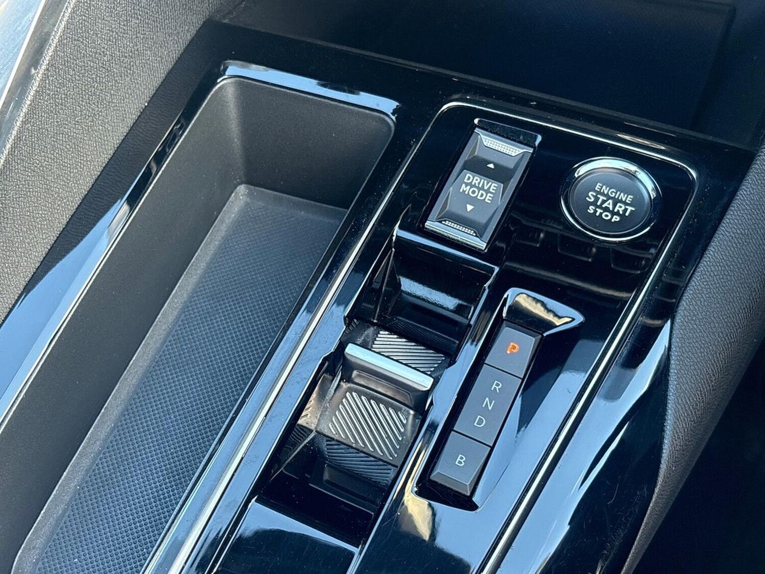 Used Peugeot 3008 2024 for sale - 76187159: Photo 43