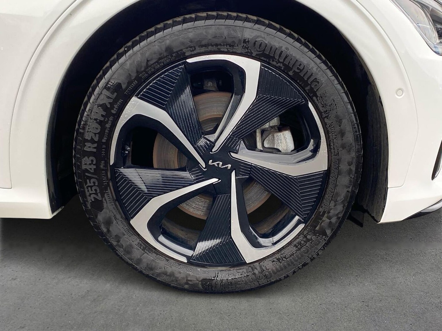 Used Kia EV6 2023 for sale - 78039353: Photo 6