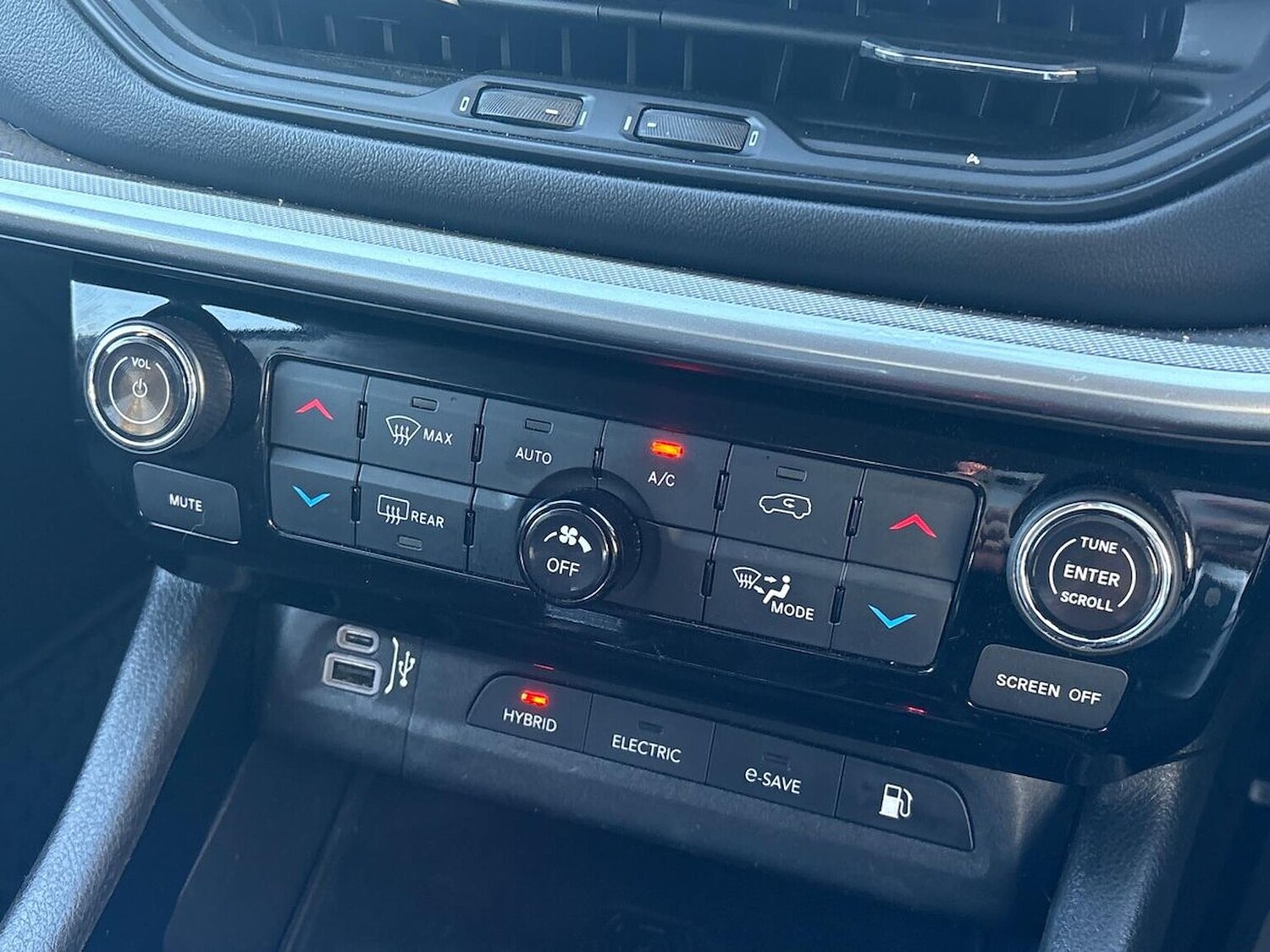 Used Jeep Compass 2023 for sale - 76531367: Photo 11