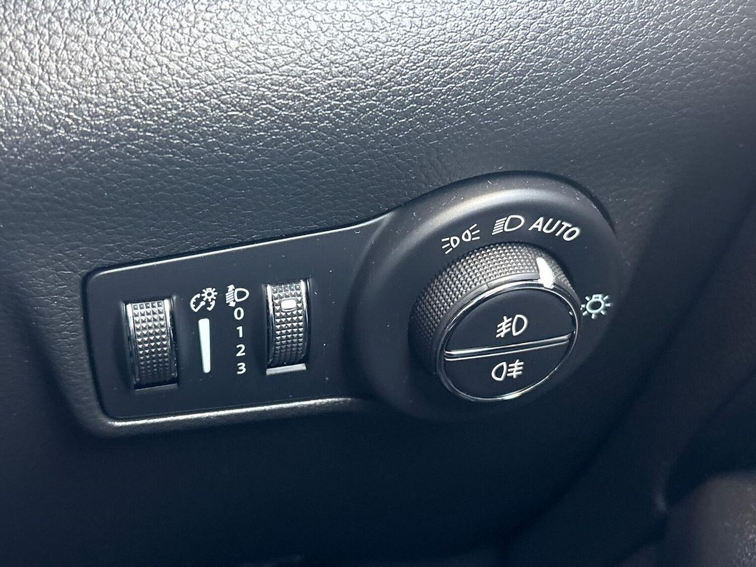 Used Jeep Compass 2023 for sale - 76531367: Photo 21