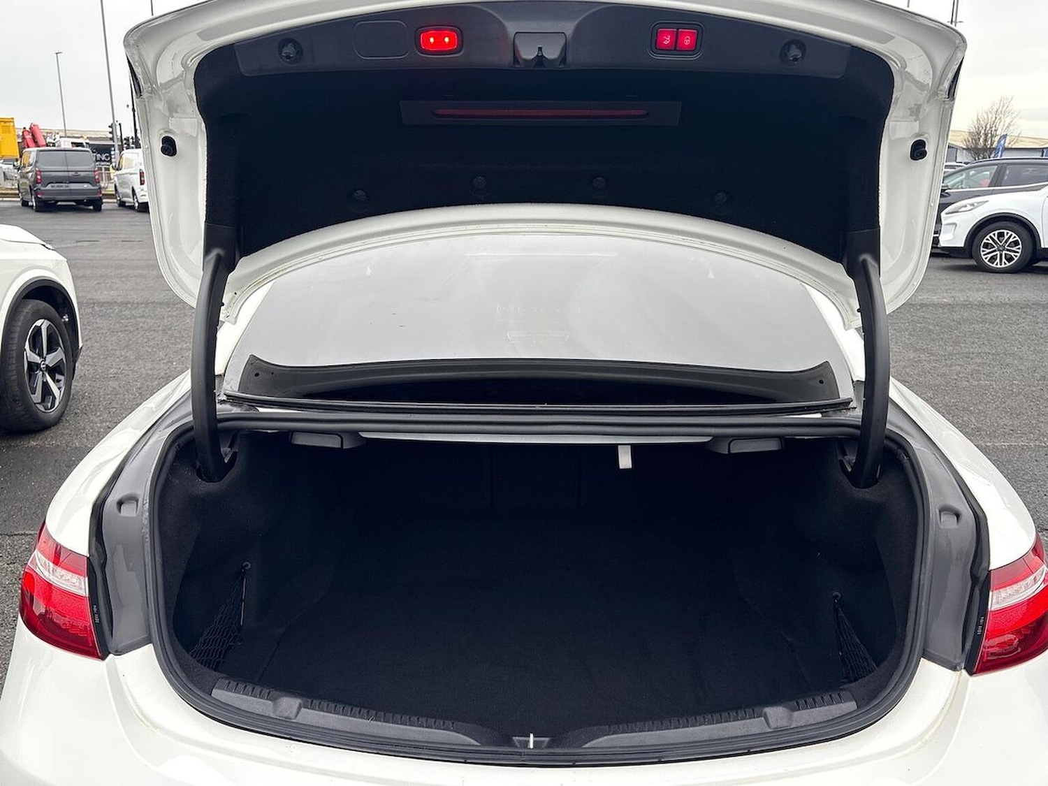 Used Mercedes-Benz E Class 2018 for sale - 76986958: Photo 17