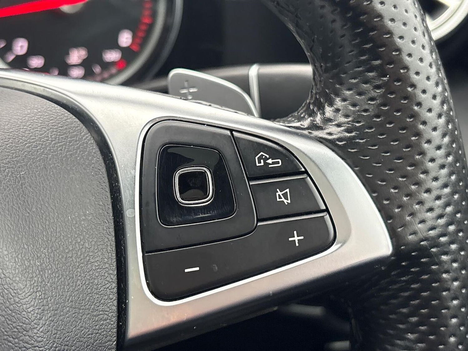 Used Mercedes-Benz E Class 2018 for sale - 76986958: Photo 27