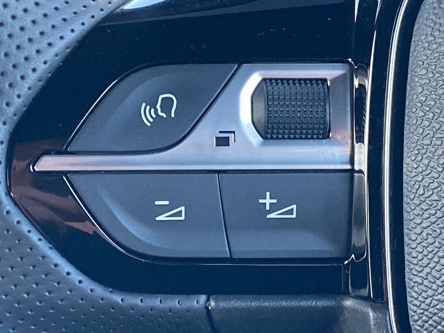 Used Peugeot 208 2024 for sale - 78194721: Photo 28