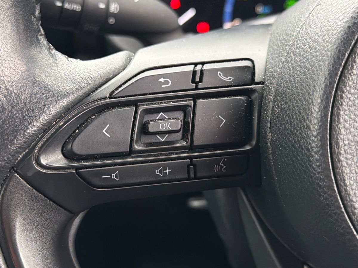 Used Toyota Yaris Cross 2023 for sale - 77157840: Photo 16