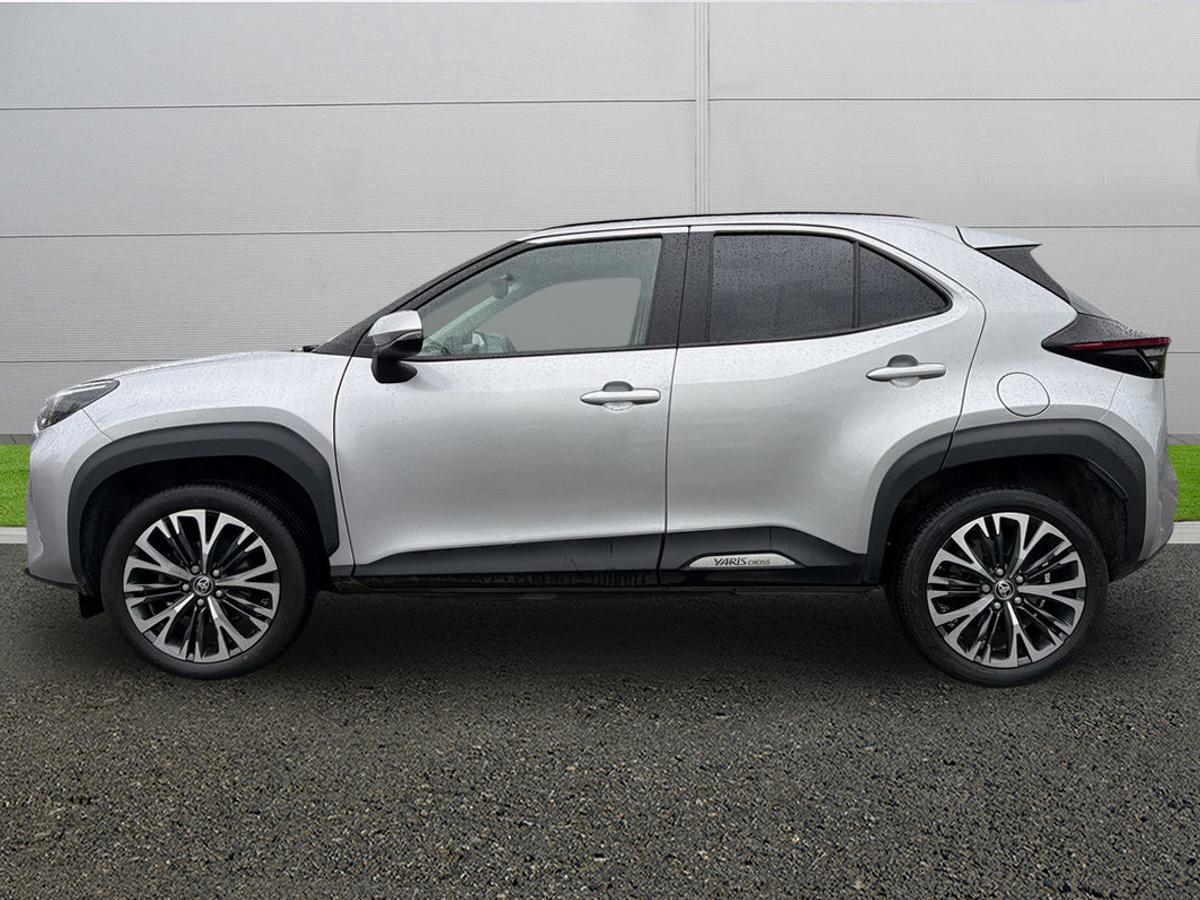 Used Toyota Yaris Cross 2023 for sale - 77157840: Photo 4