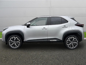 Used Toyota Yaris Cross 2023 for sale - 77157840: Photo