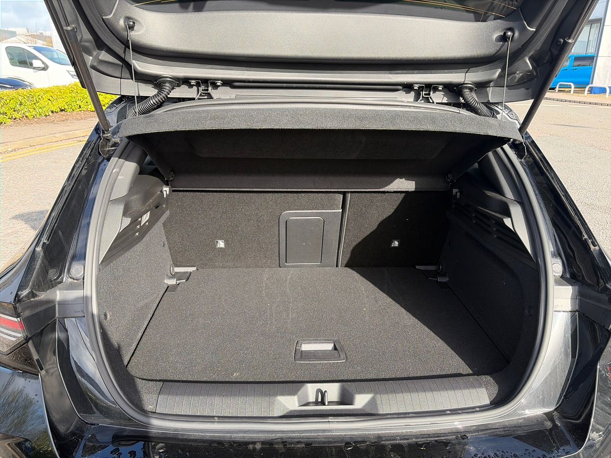 Used Vauxhall Astra 2023 for sale - 77841487: Photo 12