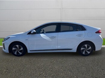 Used Hyundai IONIQ 2017 for sale - 78320508: Photo