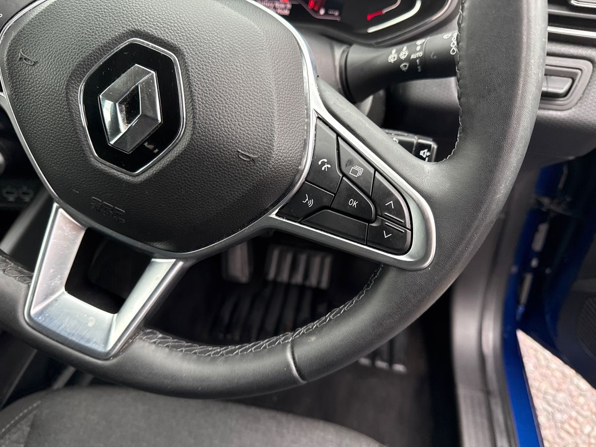 Used Renault Clio 2022 for sale - 77428182: Photo 17