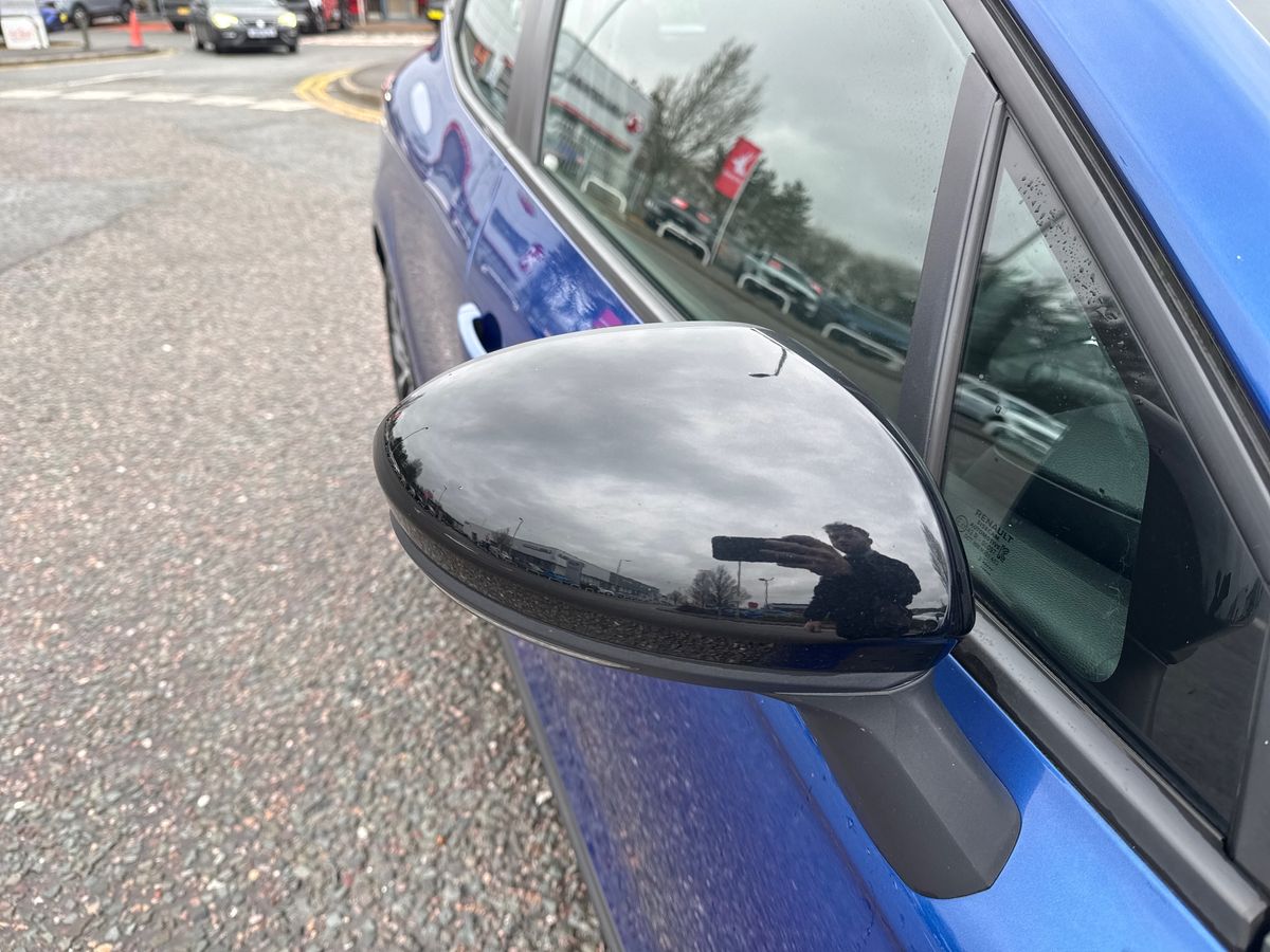 Used Renault Clio 2022 for sale - 77428182: Photo 22