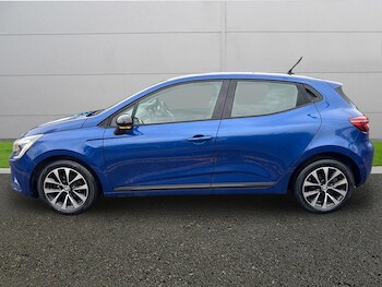 Used Renault Clio 2022 for sale - 77428182: Photo