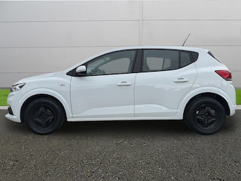 Used Dacia Sandero 2023 for sale - 78637999: Photo
