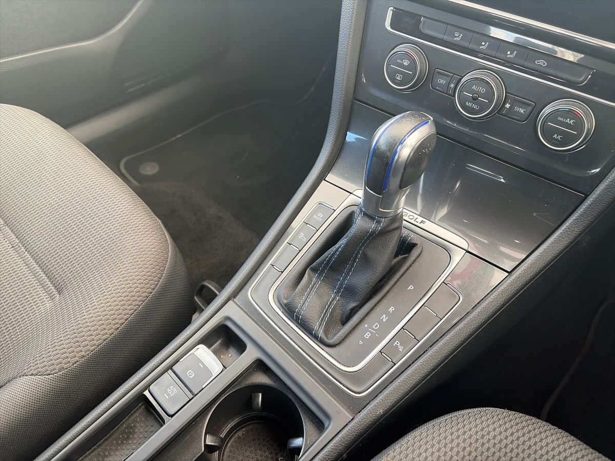 Used Volkswagen Golf 2018 for sale - 77911178: Photo 19