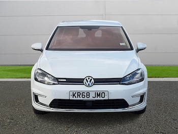 Used Volkswagen Golf 2018 for sale - 77911178: Photo