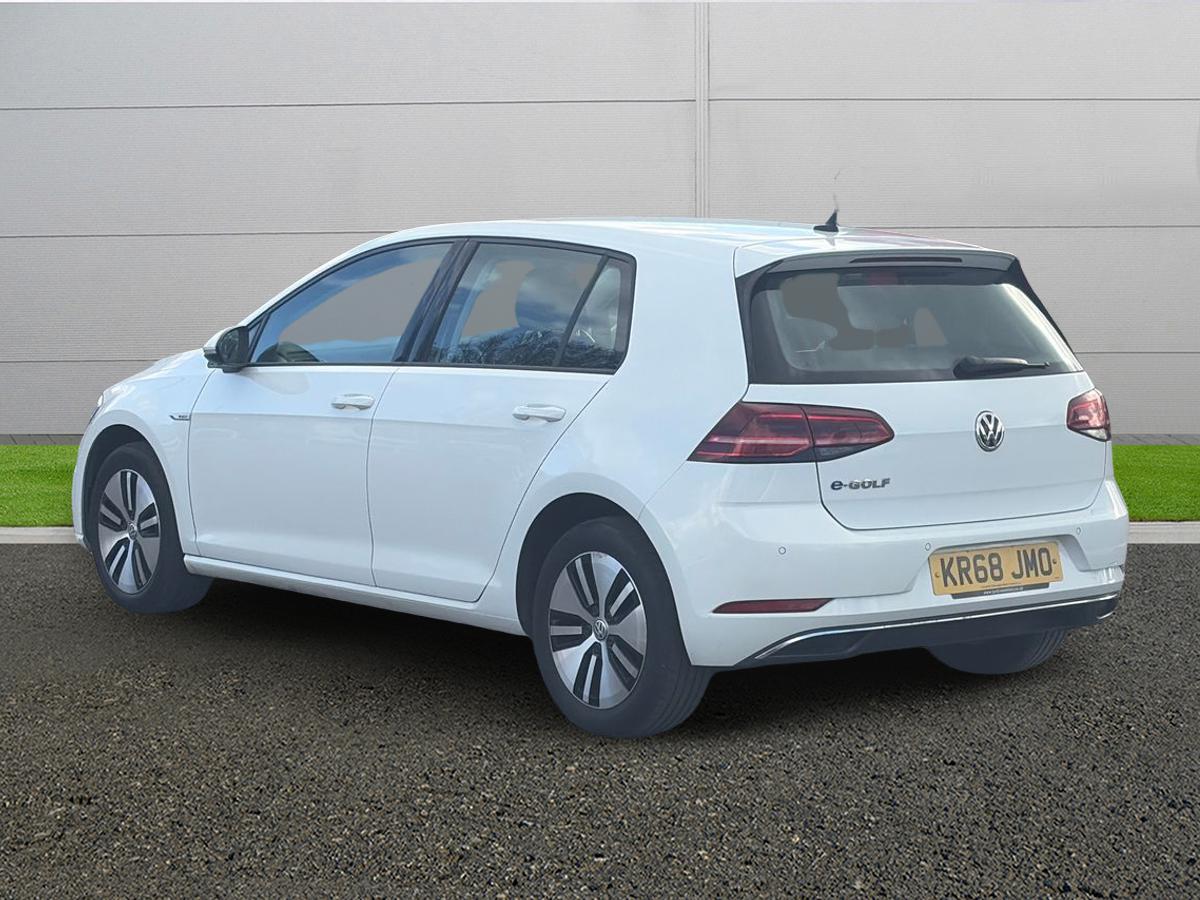 Used Volkswagen Golf 2018 for sale - 77911178: Photo 5