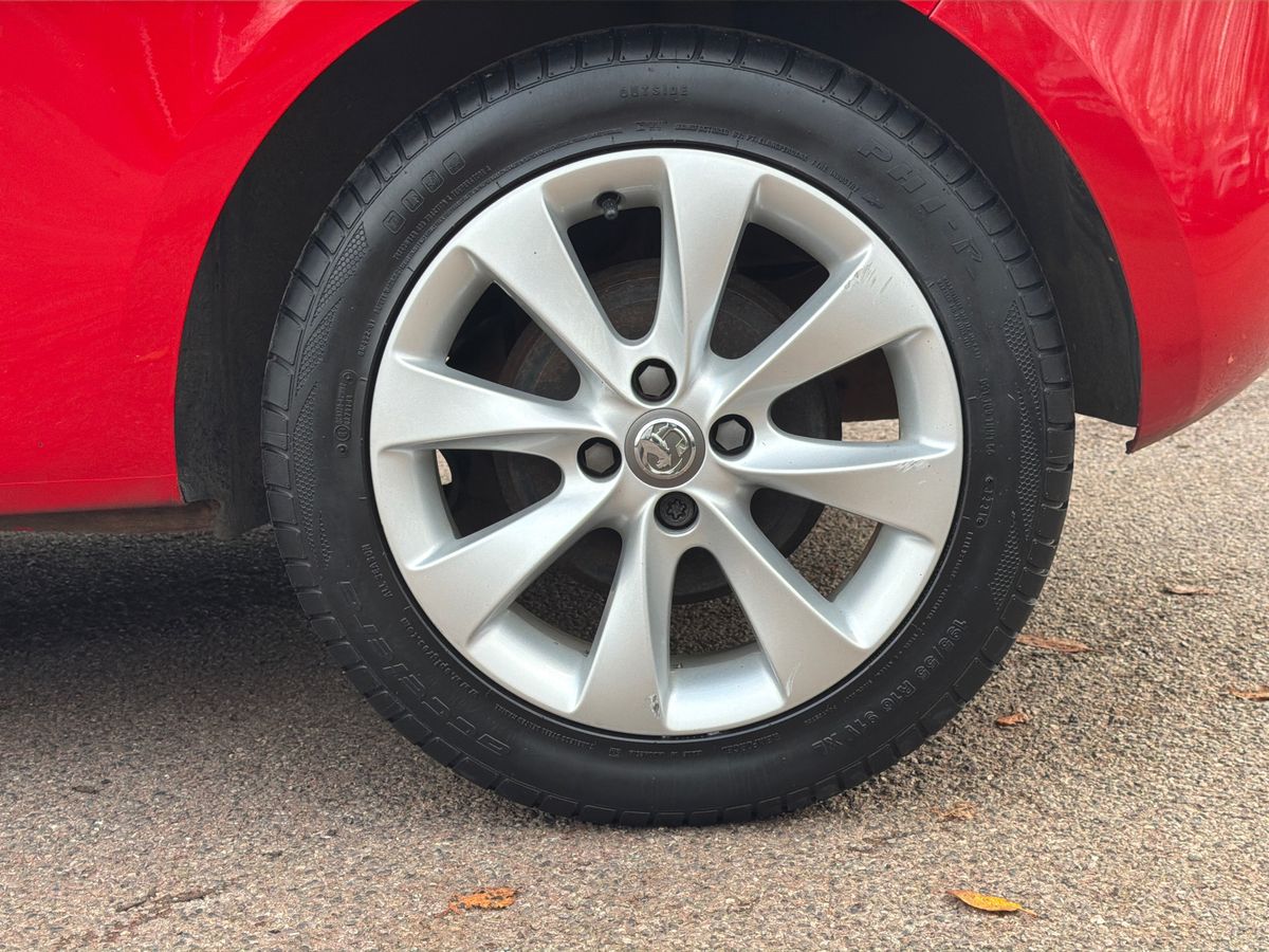 Used Vauxhall Corsa 2017 for sale - 77050952: Photo 9