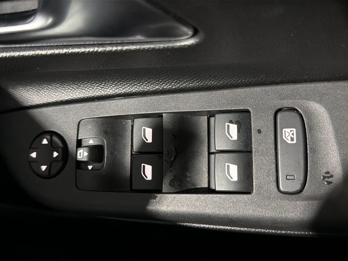 Used Vauxhall Corsa 2024 for sale - 76730963: Photo 20