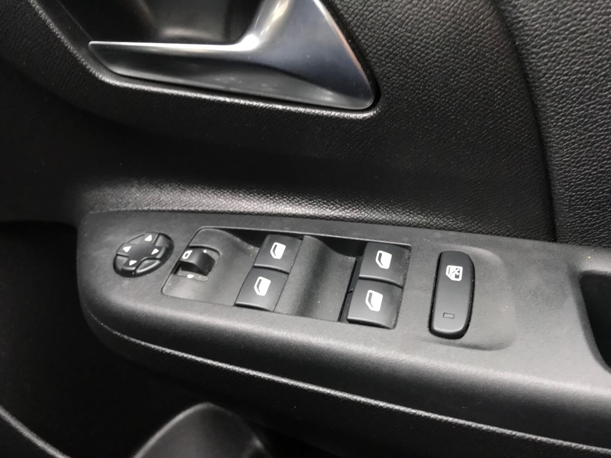 Used Vauxhall Corsa 2023 for sale - 77810203: Photo 20