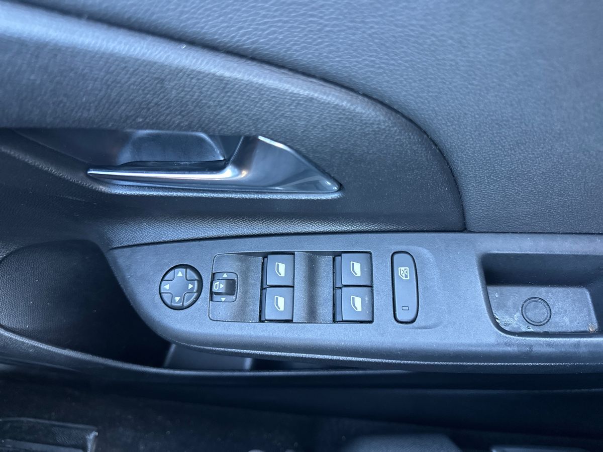 Used Vauxhall Corsa 2024 for sale - 77003015: Photo 20