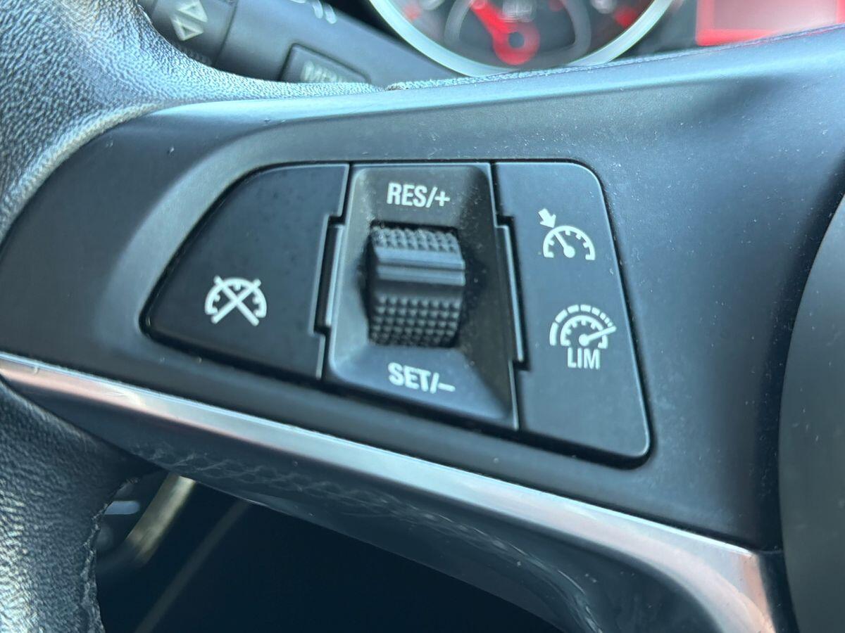 Used Vauxhall ADAM 2016 for sale - 76886567: Photo 16