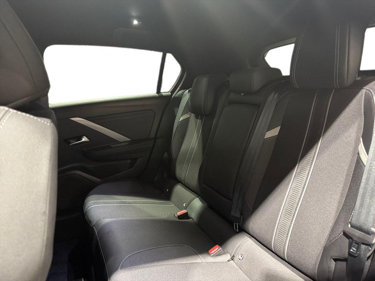 Used Vauxhall Astra 2023 for sale - 76887459: Photo 11