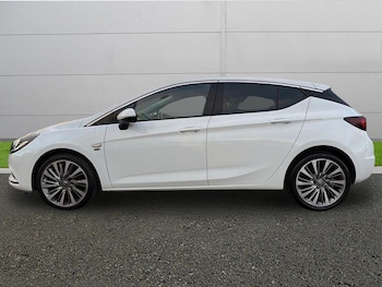 Used Vauxhall Astra 2019 for sale - 76887010: Photo