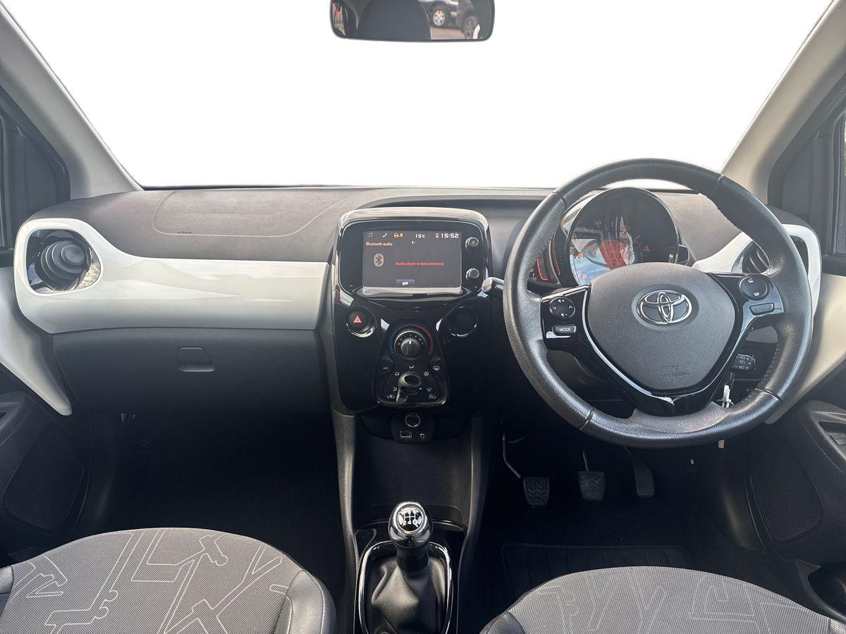 Used Toyota AYGO 2014 for sale - 76730954: Photo 13