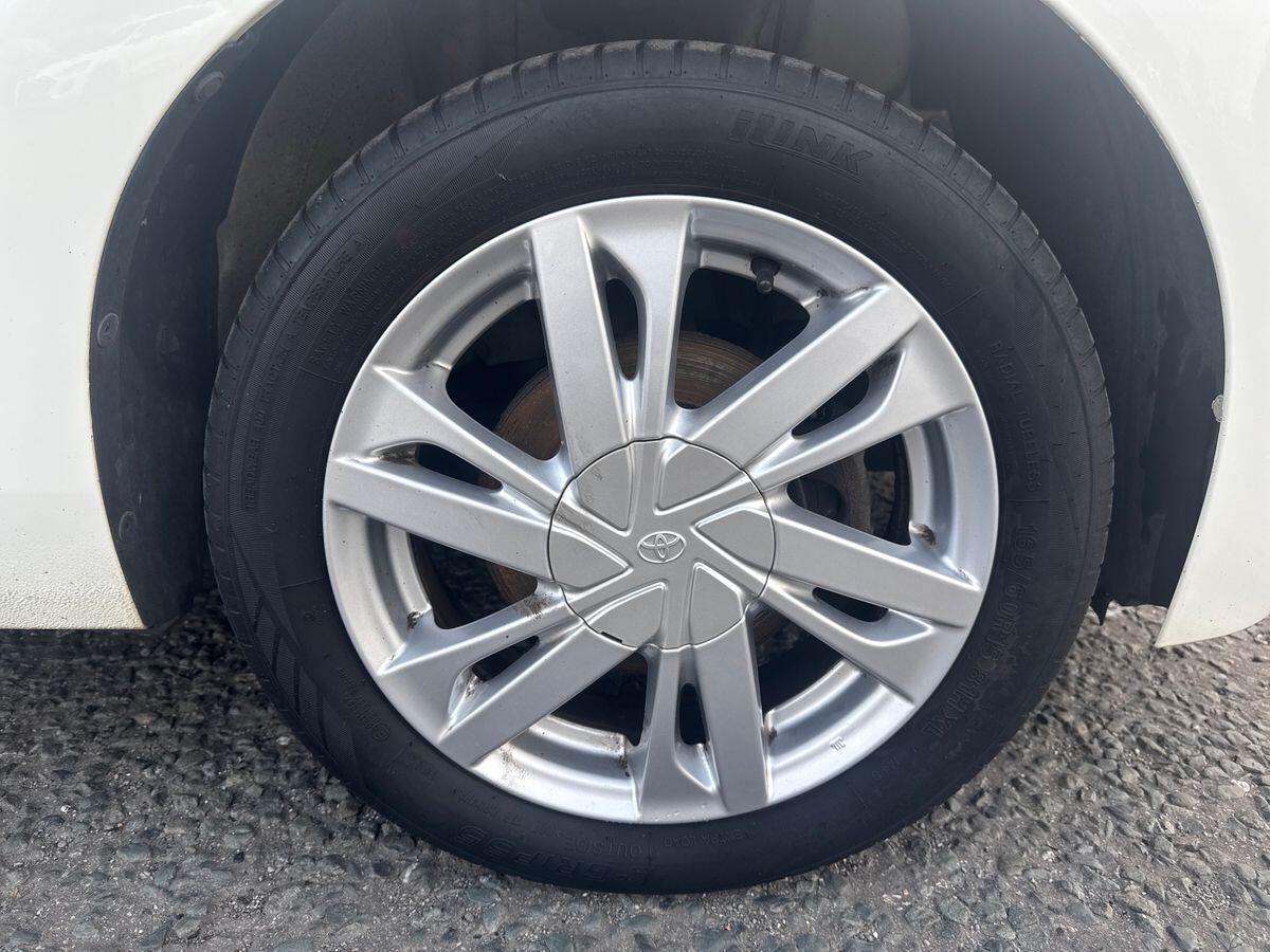 Used Toyota AYGO 2014 for sale - 76730954: Photo 9