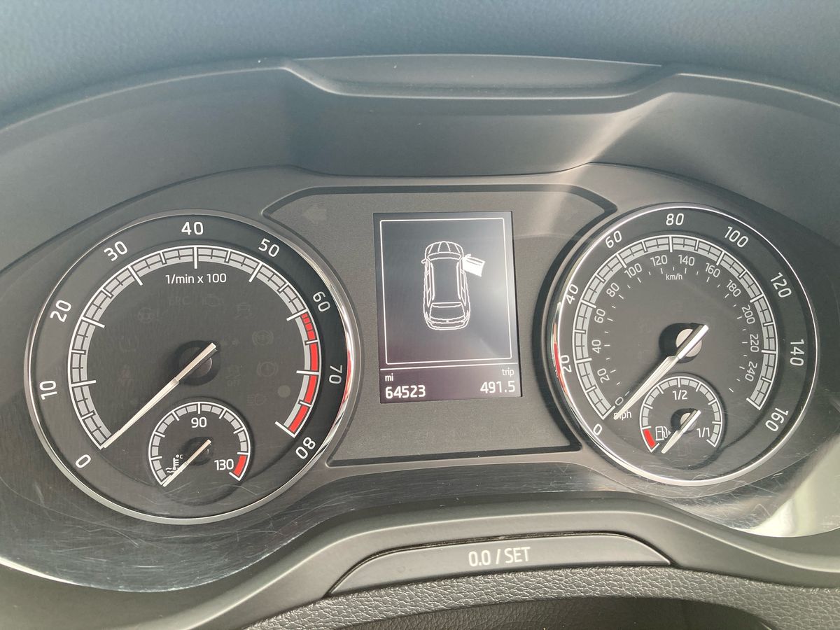 Used Skoda Karoq 2018 for sale - 77333225: Photo 14