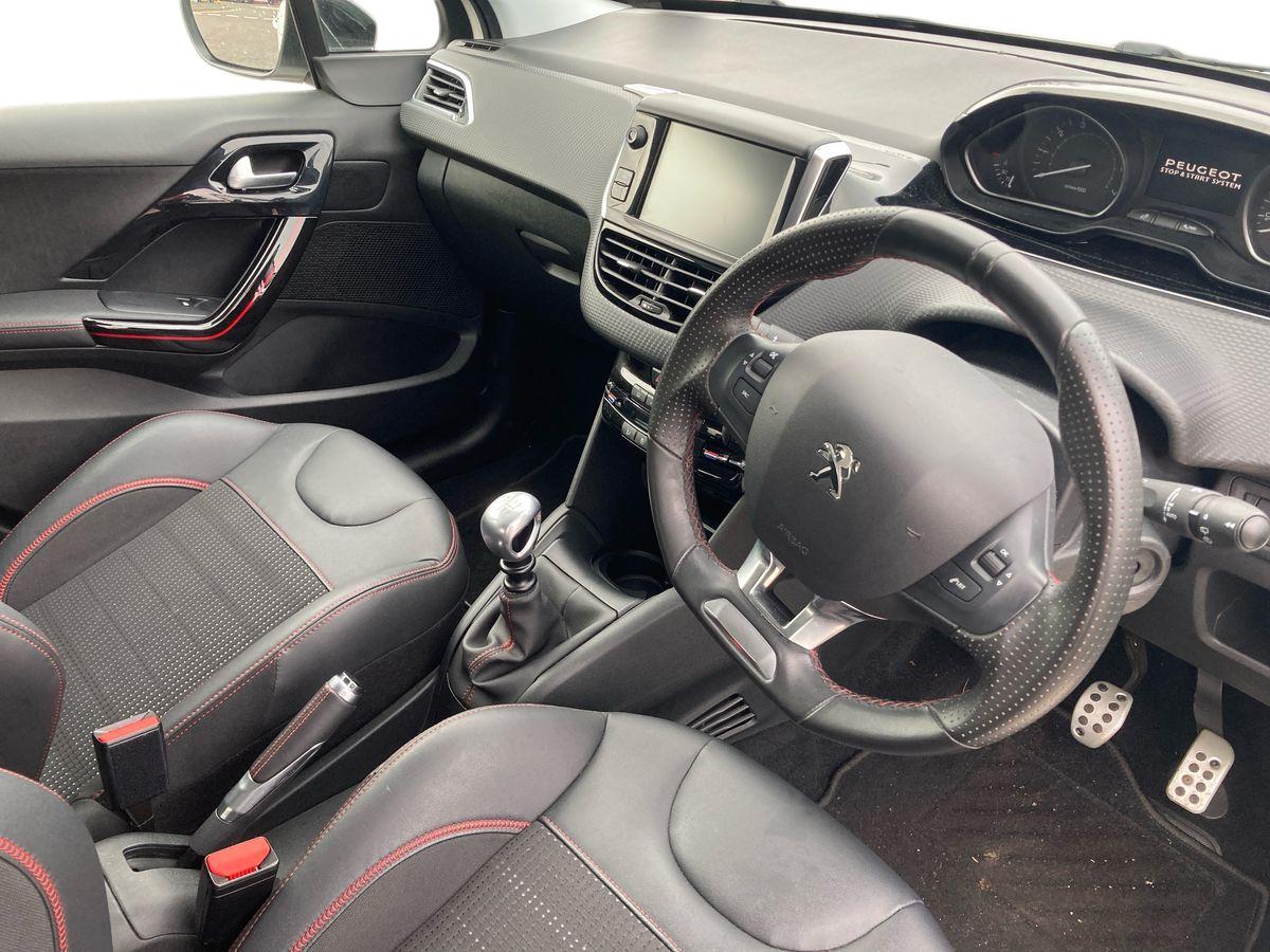 Used Peugeot 208 2019 for sale - 77333098: Photo 15
