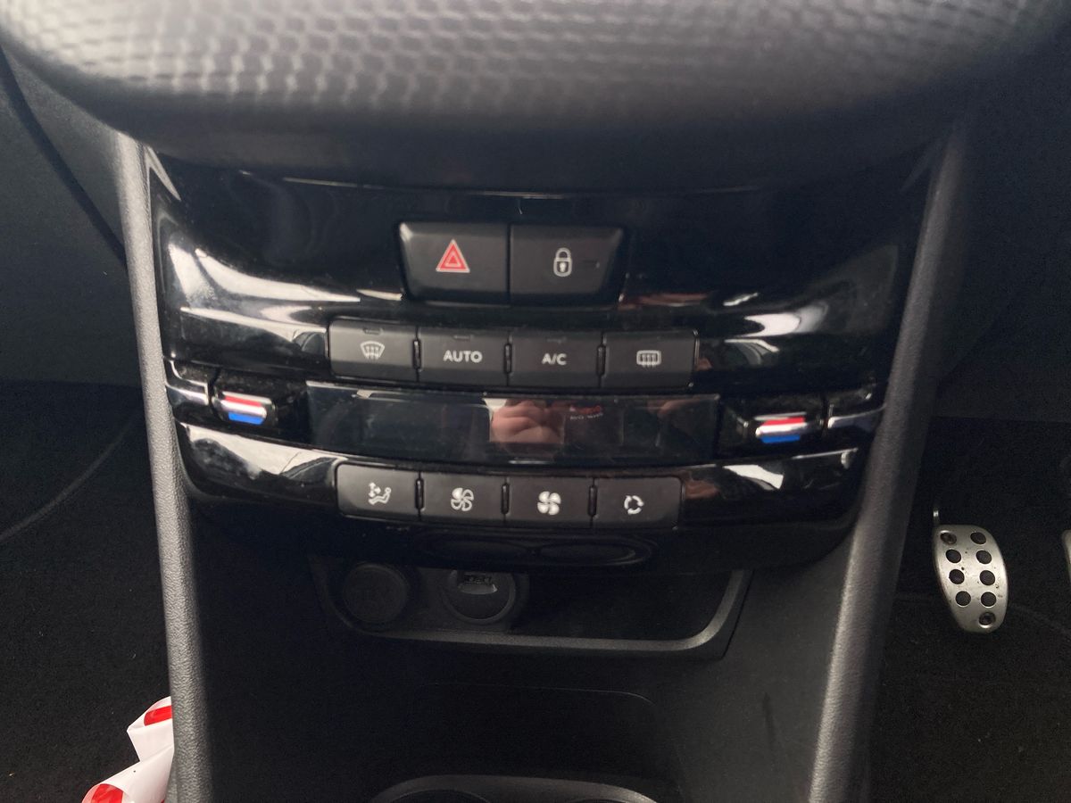 Used Peugeot 208 2019 for sale - 77333098: Photo 18