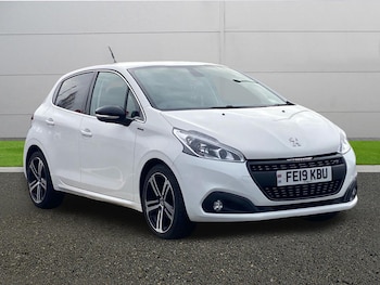 Used Peugeot 208 2019 for sale - 77333098: Photo