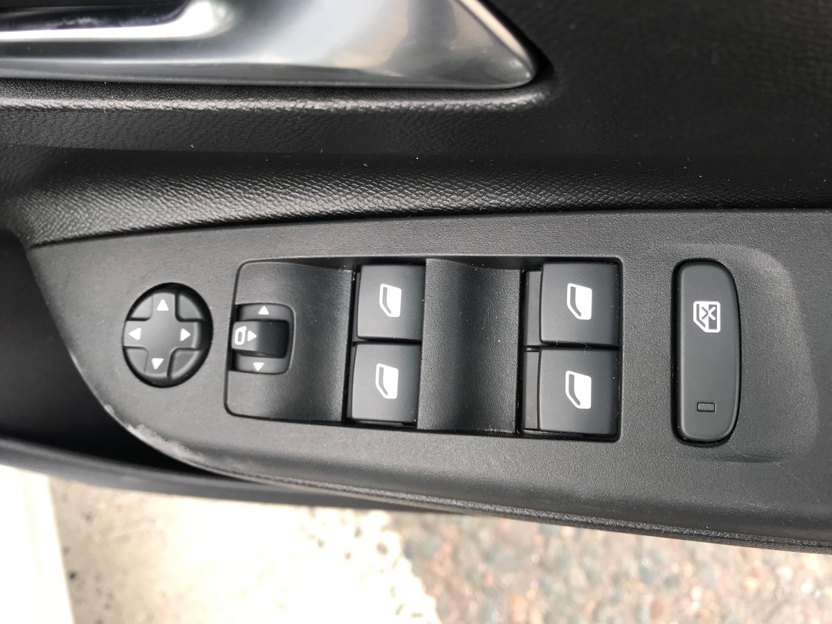 Used Vauxhall Corsa 2024 for sale - 77739981: Photo 20